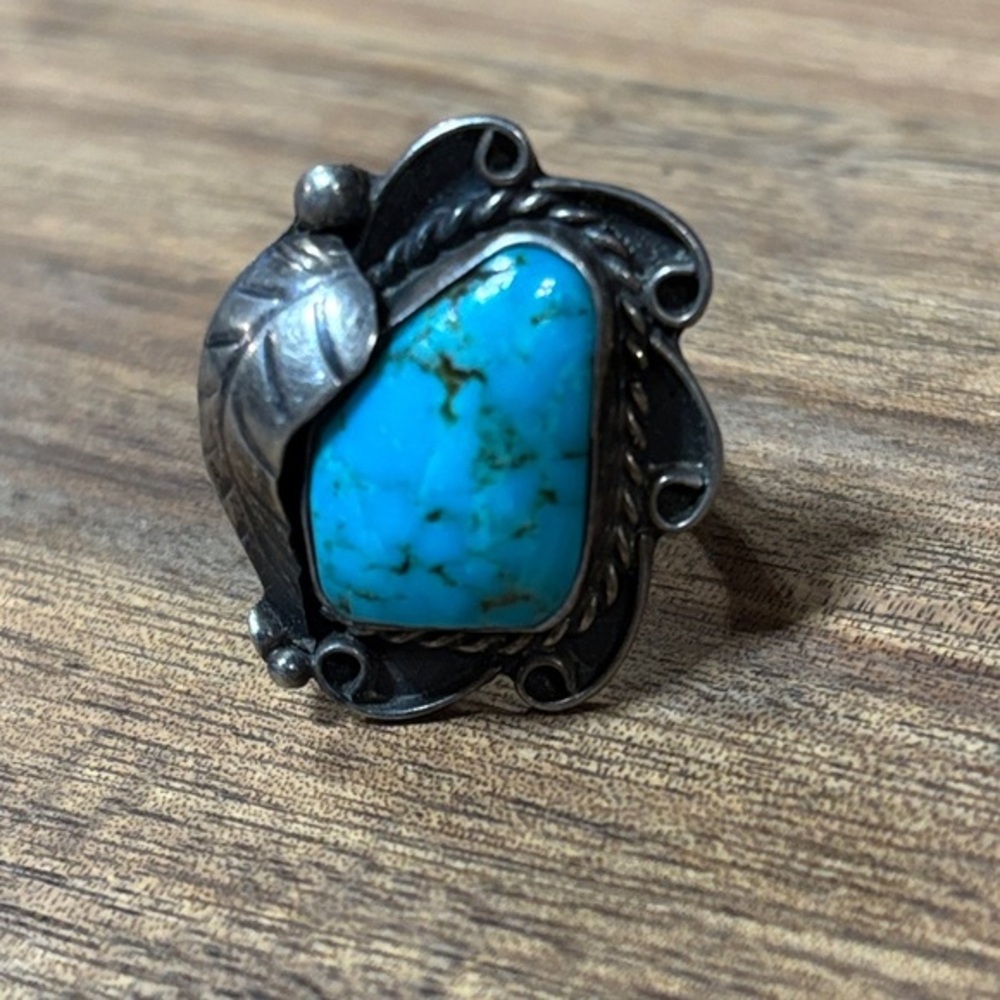 Turquoise & Sterling Silver Ring